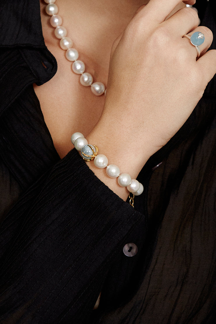 Chan Luu Lark Bracelet in White Pearl Mix